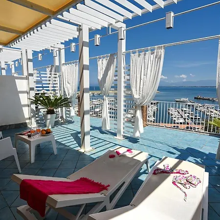 בית הארחה La Sciabica 4*