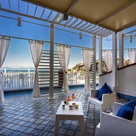 בית הארחה La Sciabica 4*