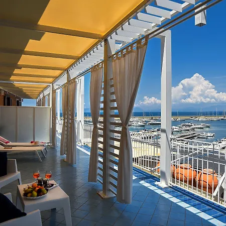 La Sciabica בית הארחה